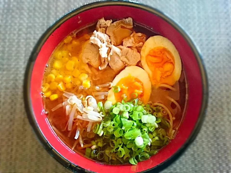 ひであにさんの  【重曹で劇的変身♫いつもの水戻しスパゲッティで作る味噌らぅめん🎵】|yokoさん