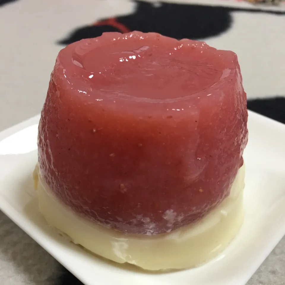 Snapdishの料理写真:Strawberry Mousse Pudding 😋🍓⭐️⭐️⭐️⭐️⭐️👍|joさん