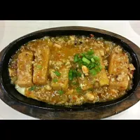 Snapdishの料理写真:Tofu cooked with minced chicken|Jeanny Angsenさん