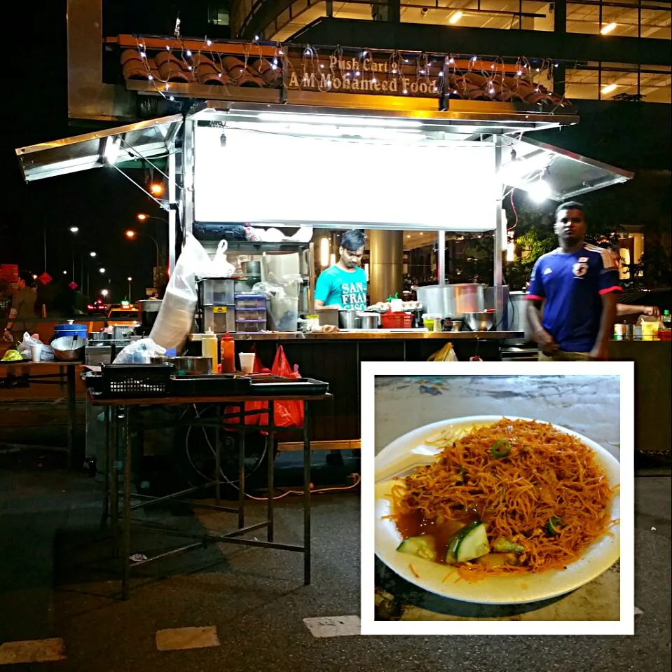 fried mee hoon (fried noodles)|秋平さん