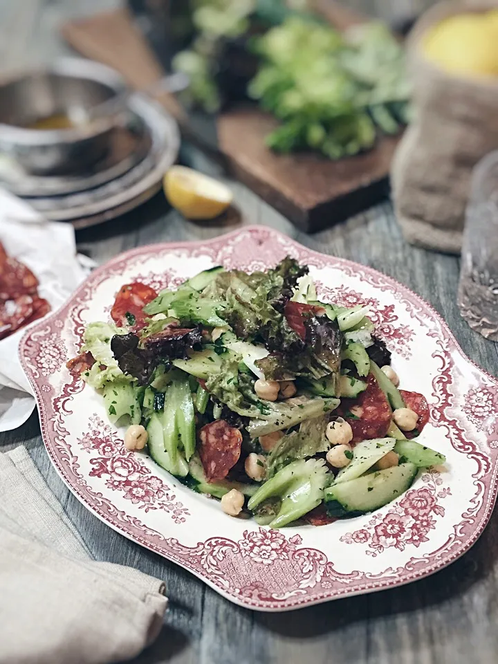 Snapdishの料理写真:Celery,salami and chickpea salad|rick chanさん