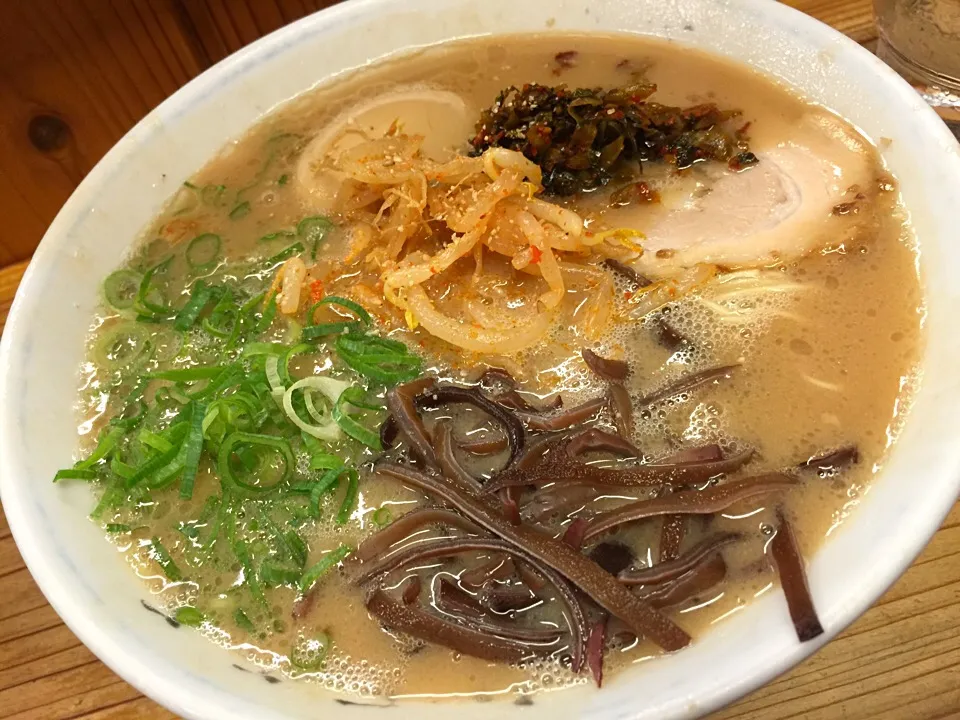 Snapdishの料理写真:超濃厚トンコツラーメン🍜山下商店🍜|きのすけ〜さん