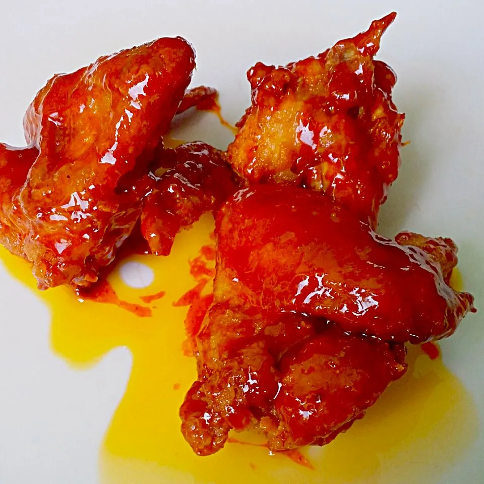 Our mouth watering sweet chili buffalo wings. 👌|Bea Carelさん