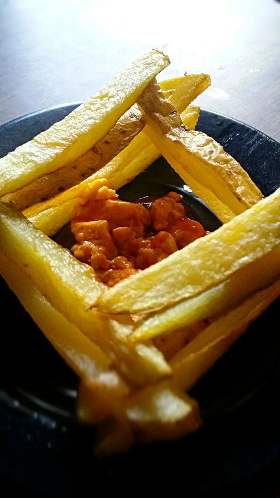 Snapdishの料理写真:Potato Fries with jalapeno&cheese dip 😍|Mikaela Cunananさん