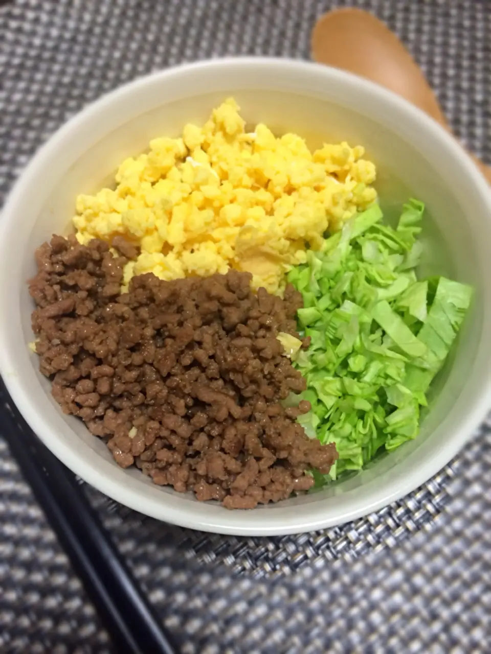 ちょっとおかしな三色丼|Saoriさん