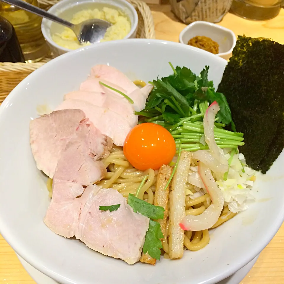 銀座でひとりランチ‼︎（笑）|Yoshinobu Nakagawaさん