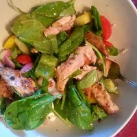 Snapdishの料理写真:spinach greek salad with chicken!|Crystal Lemieuxさん