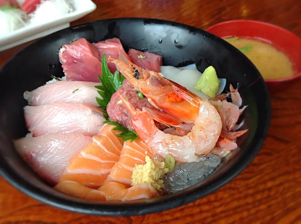 魚河岸丸天丼🐟😋|アライさんさん