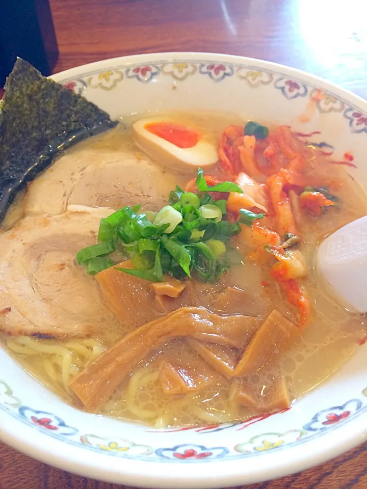 あじ助ラーメン|もにもにかさん