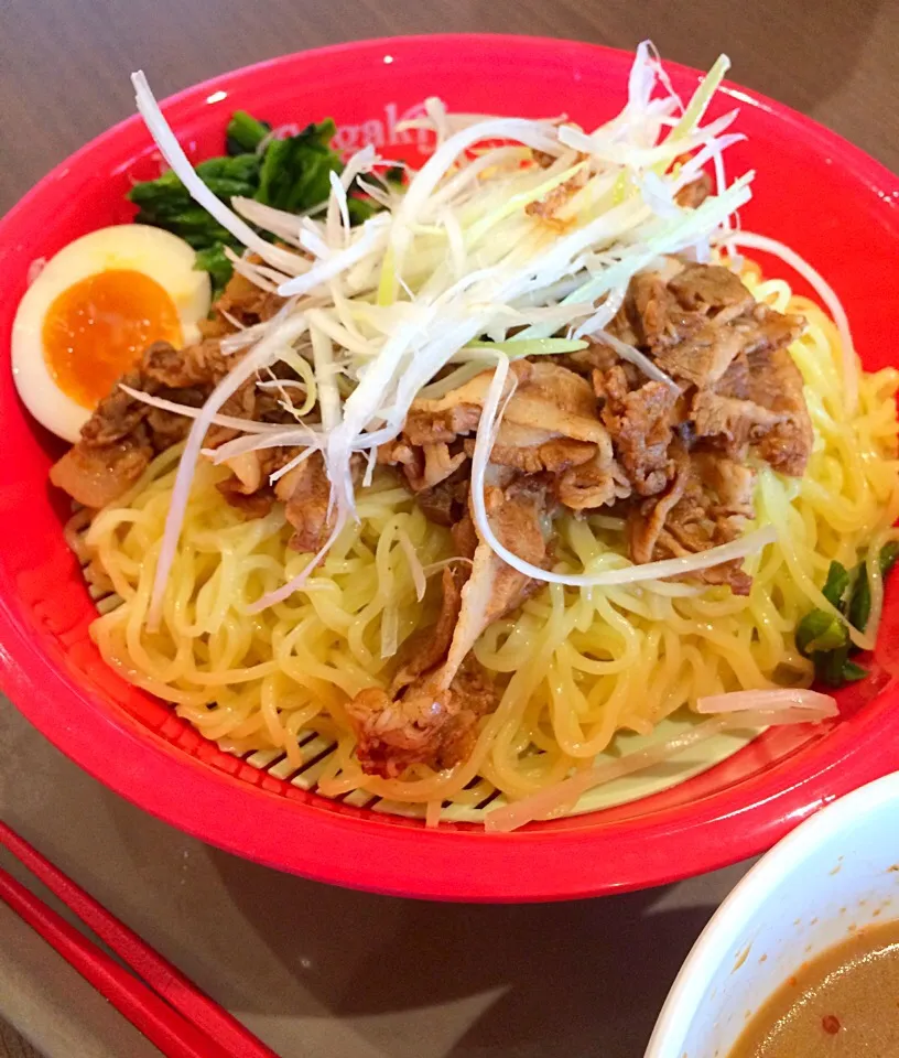 肉盛りざるラーメン😋✨|ゆかりさん