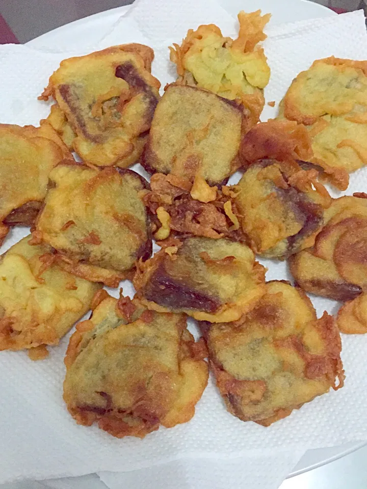 Snapdishの料理写真:Dodol cina goreng|Yenny Lieさん