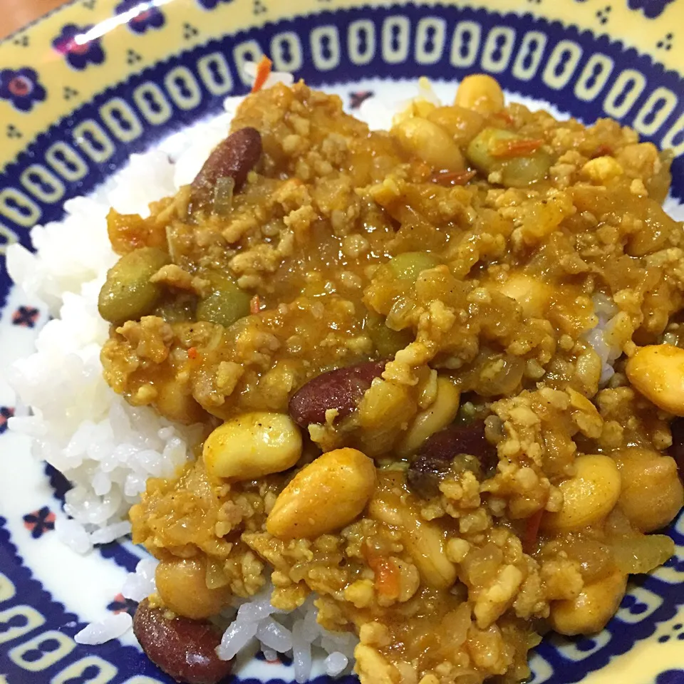 豆と鶏ひき肉とトマトのカレー|りーさん