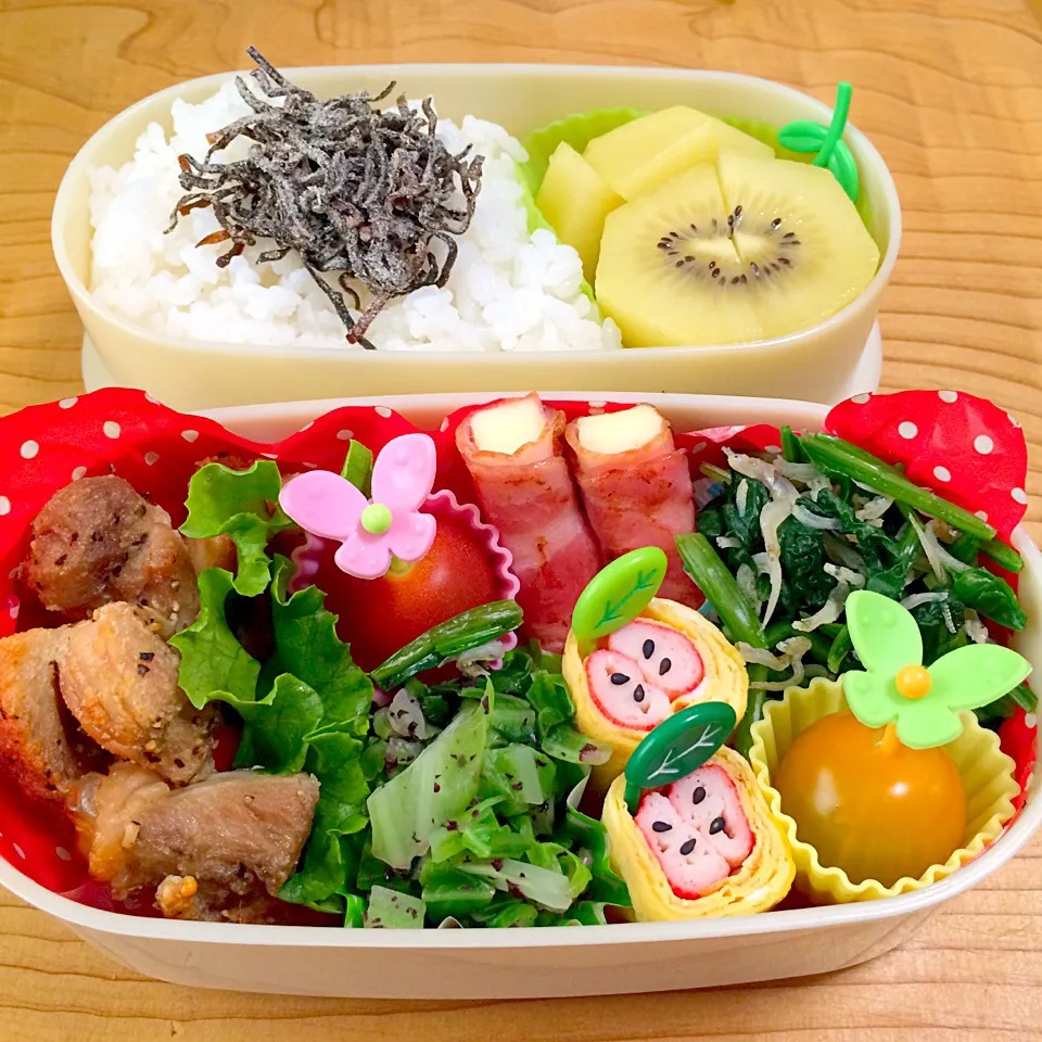 Snapdishの料理写真:鶏肉のレモンペッパーお弁当♪|たるとさん