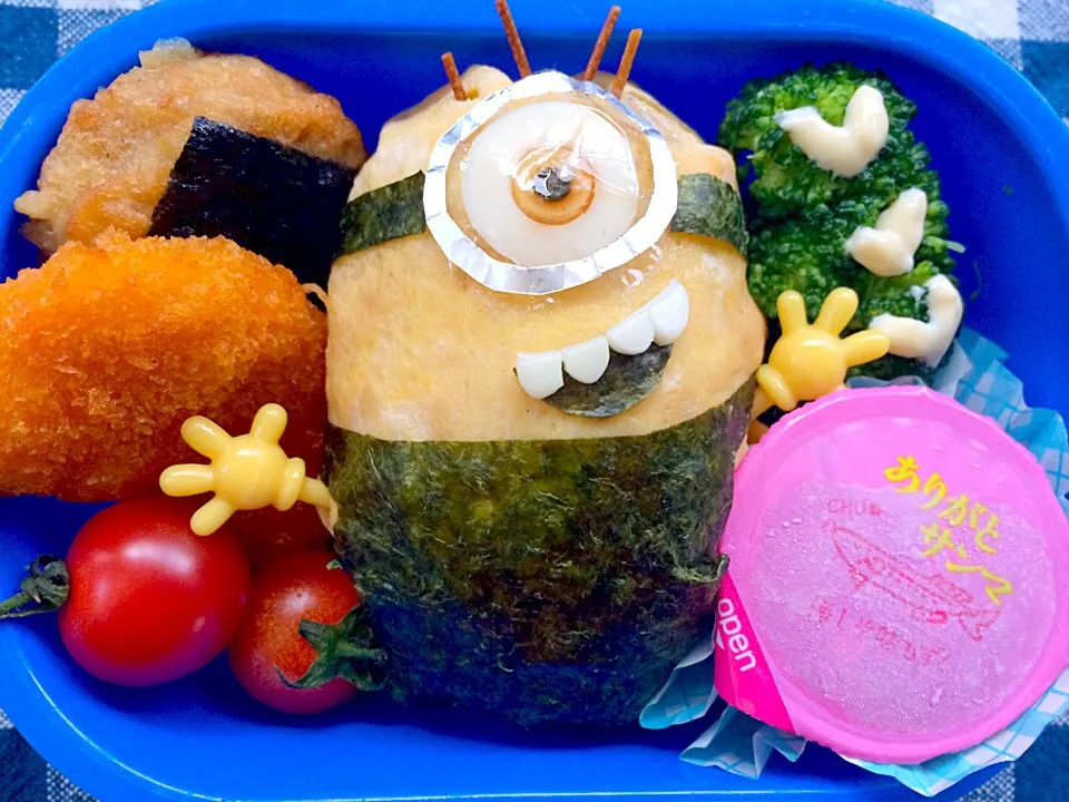 Lunch box☆Minions<Stuart or Carl>🍌ﾐﾆｵﾝ...ｽﾁｭｱｰﾄかｶｰﾙ⁇|🌈Ami🍻さん