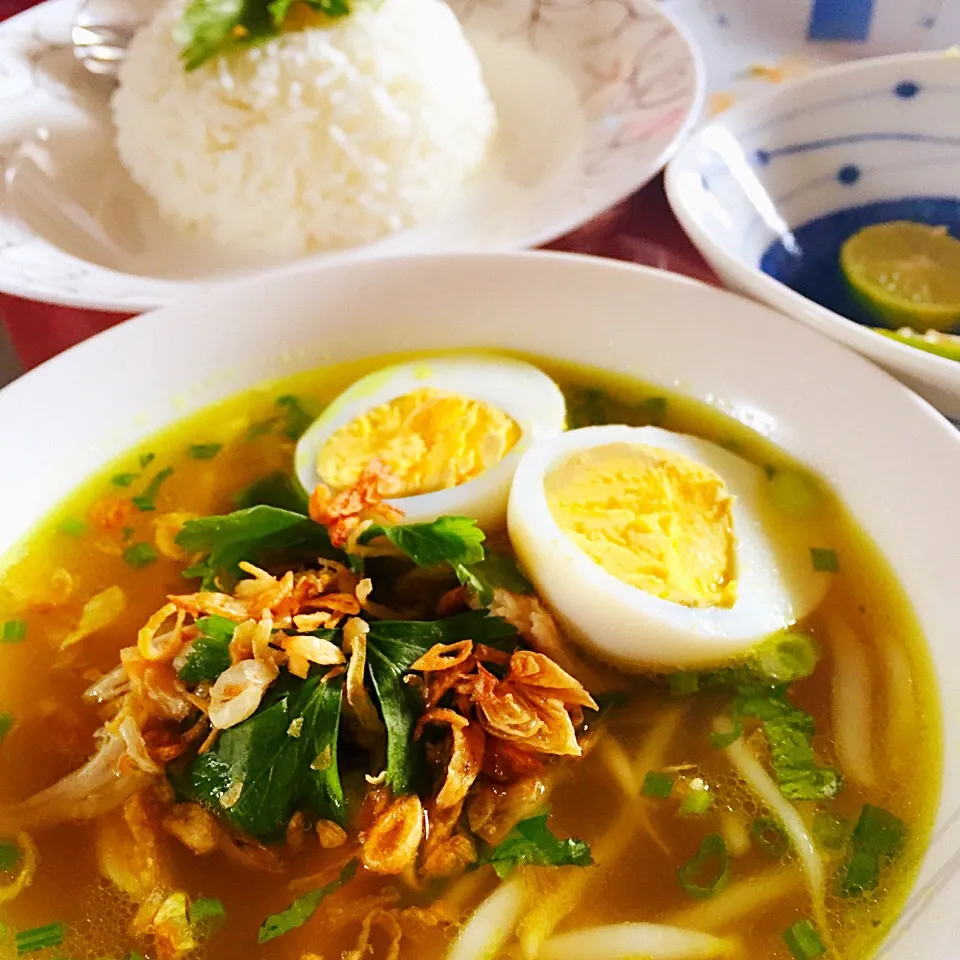 Indonesian Chicken Soto😋|🍀Sip👍👍さん