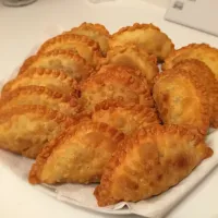 Snapdishの料理写真:Curry Puffs|Anneさん