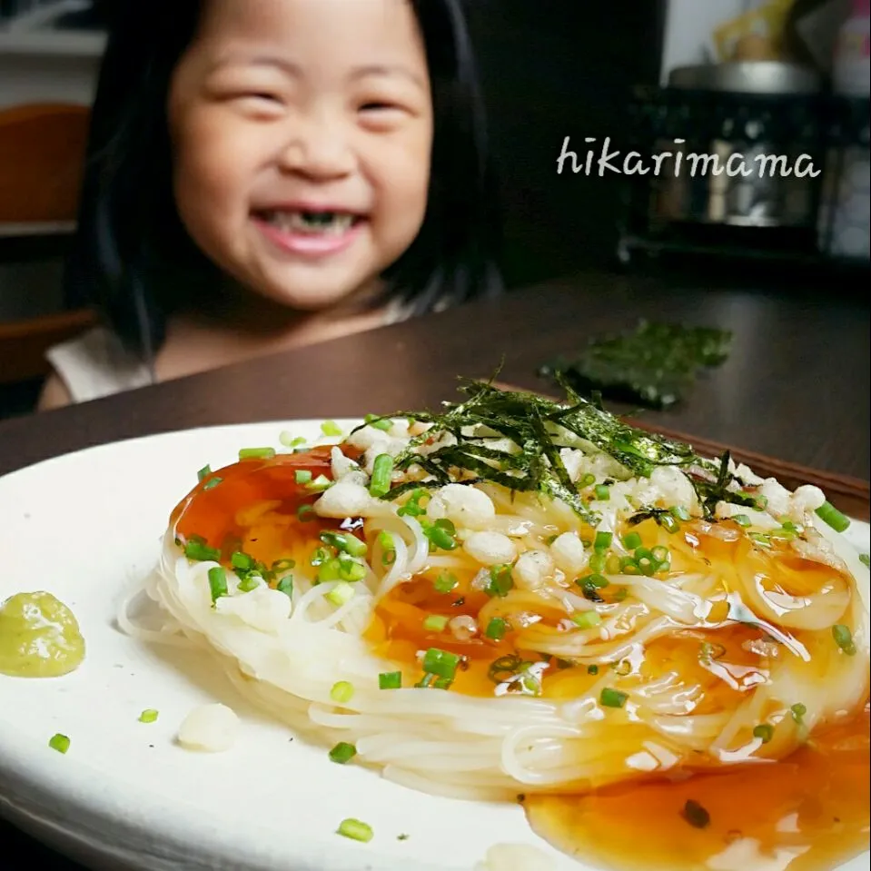 麺つゆジュレ素麺とお歯黒娘🙆✨|ひかりママさん