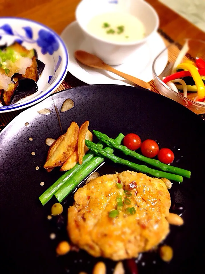 ＊鶏挽肉で豆腐ハンバーグ      ＊ナスの素揚げおろしポン酢      がけ                                              ＊じゃがいものポタージュ           ＊定番のマリネ🍀|Kumiko Shimomuraさん