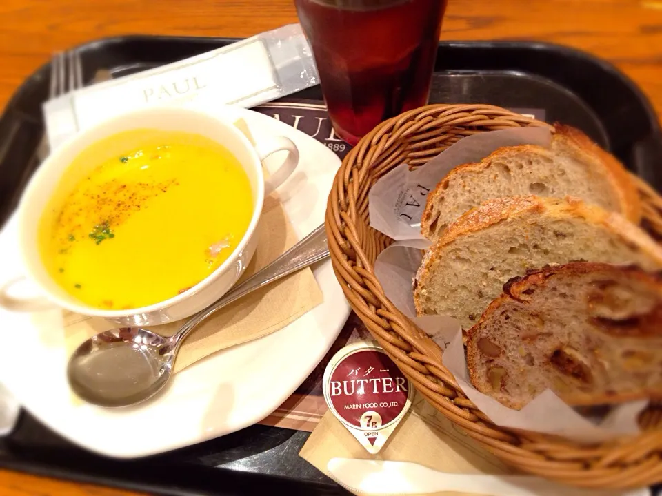 ひとりランチ^_−☆|ひよさん