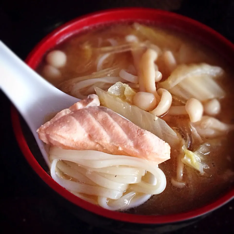 Miso nikomi udon with salmon|coxiella24さん