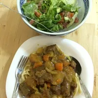 Mixed Salad with Sesame Dressing and Hearty Beef Stew|Mimi Zarinaさん