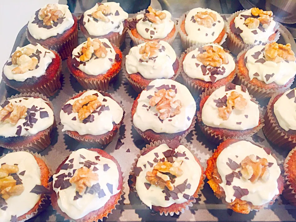 Carrot cake cupcakes|Erika Taylor-Eastさん