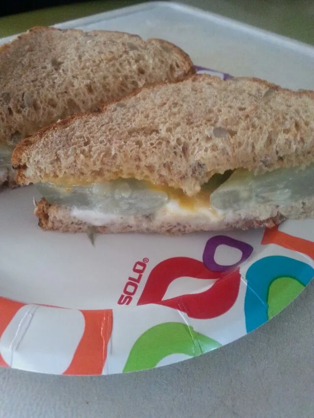 pickle sandwich with mayo and mustard. (don't ask!! )|Polly Gelfusoさん