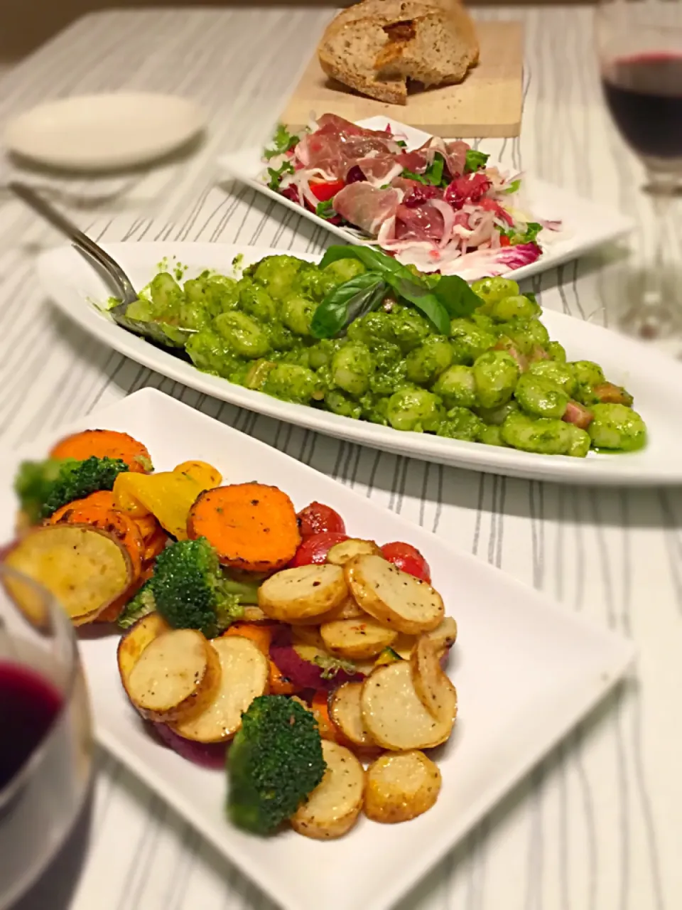 B-day's Eve dinner featuring home made pesto gnocchi|yeluさん