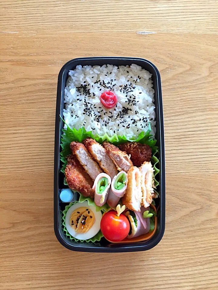 Snapdishの料理写真:豚カツ＊弁当♪|hiromiさん