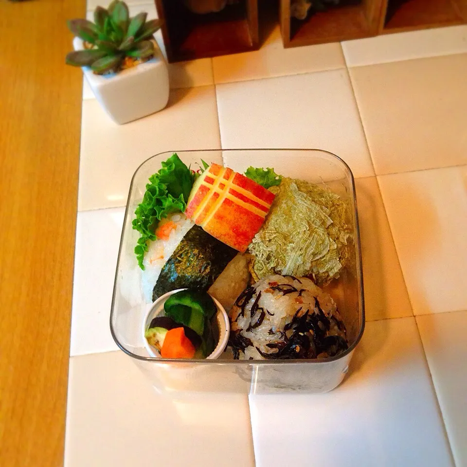 今日のおにぎり弁当♪|☆run☆さん