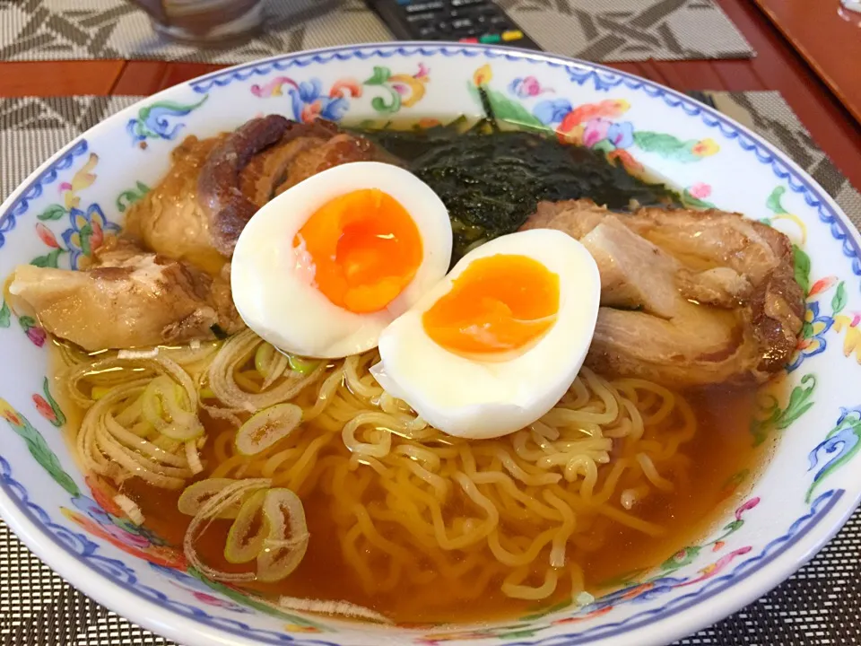 自家製スープとチャーシューでチャーシュー麺|Yoshito  Kobayashiさん