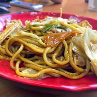 Snapdishの料理写真:Yakisoba|Nanea Sriwa-uraiさん