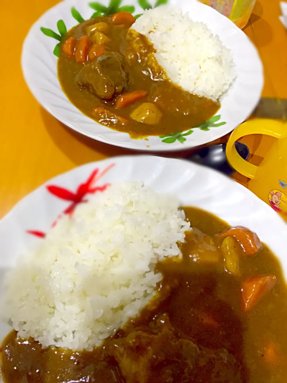 ビーフスネ肉煮込みカレー🍛   緑茶🍋レモン果汁入り🍹|ch＊K*∀o(^^*)♪さん