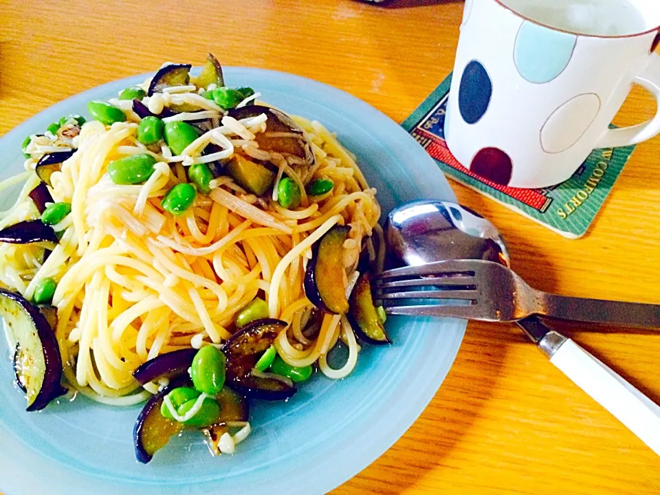 ナスと枝豆でさっぱりポン酢とオリーブオイルのパスタ|ききさん