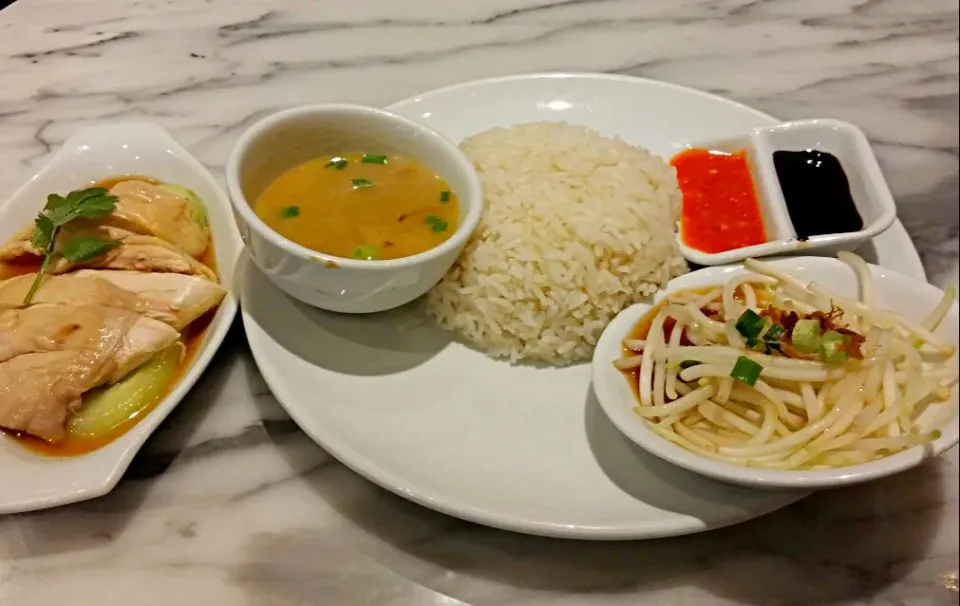 Hainanese Chicken Rice Set with Beansprout|FooDin'sさん