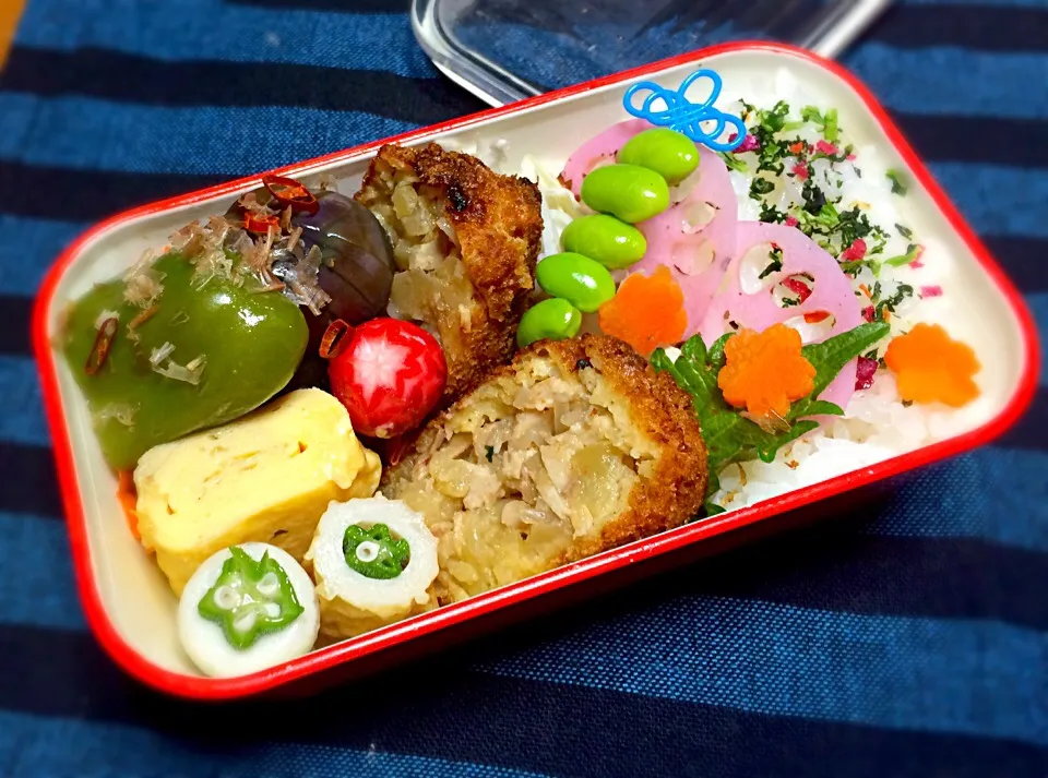 中3娘弁当。残りもので肉じゃがコロッケ|二児の母さん