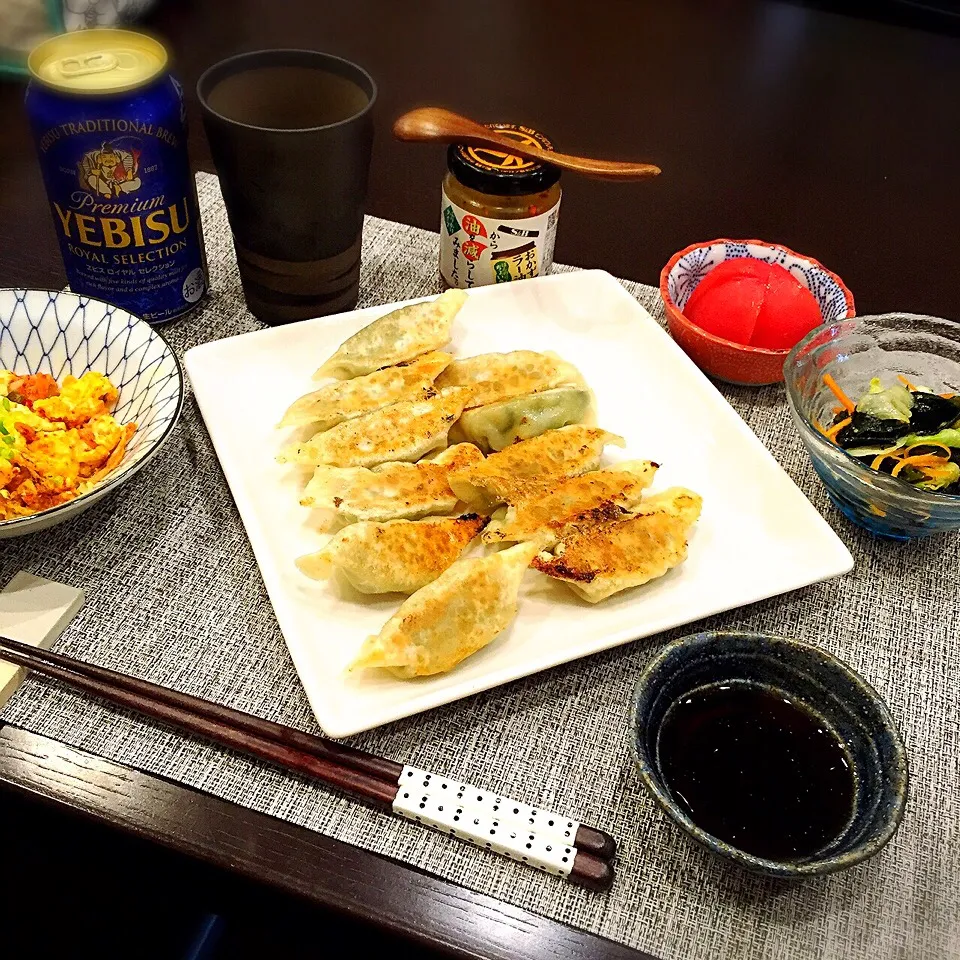 豚鶏の合い挽き餃子 キムチ卵とじ|y05hik0さん