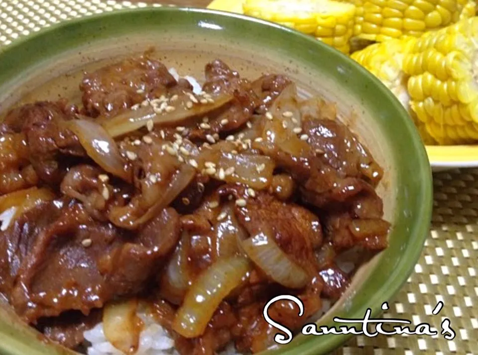 ✨GYUDON,beef cooked w/ sweet/salty sauce& served on top of a bowl of rice...牛丼for 晩ごはん😋✨|🌺Sanntina🌺さん