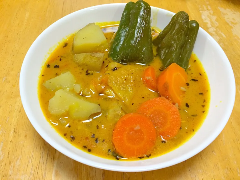 Snapdishの料理写真:お野菜たっぷりスープカレー|KAWASAKI侑Jさん