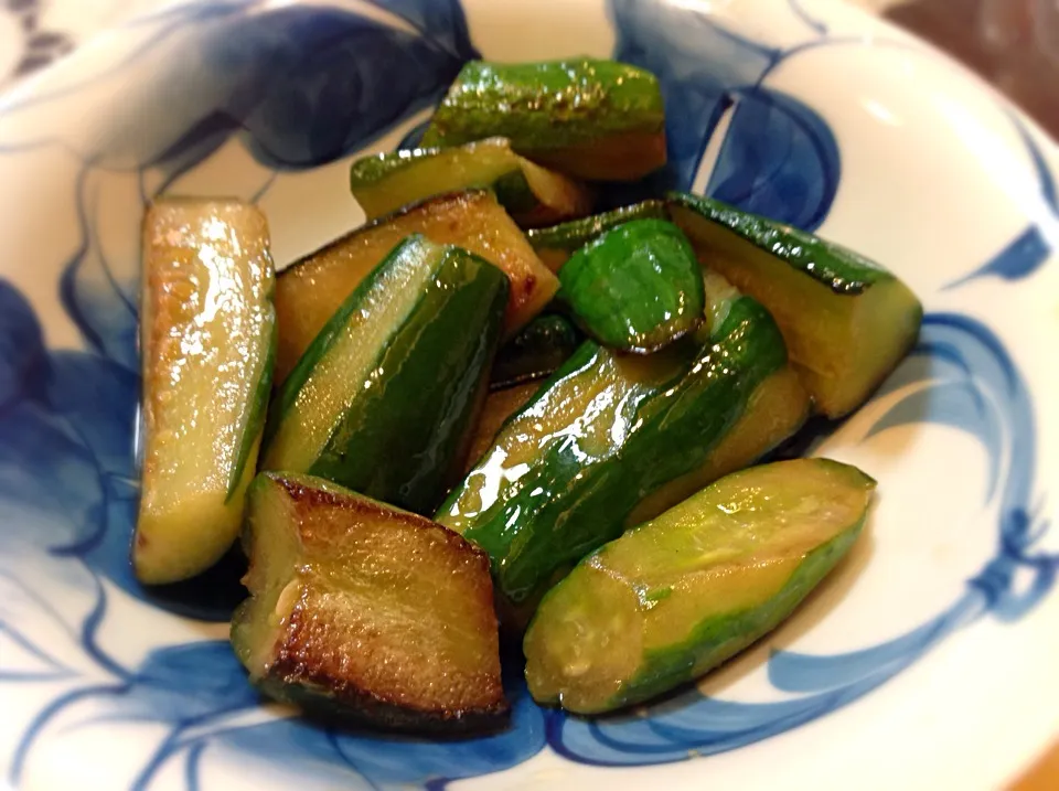 胡麻油でサッと😋|アライさんさん