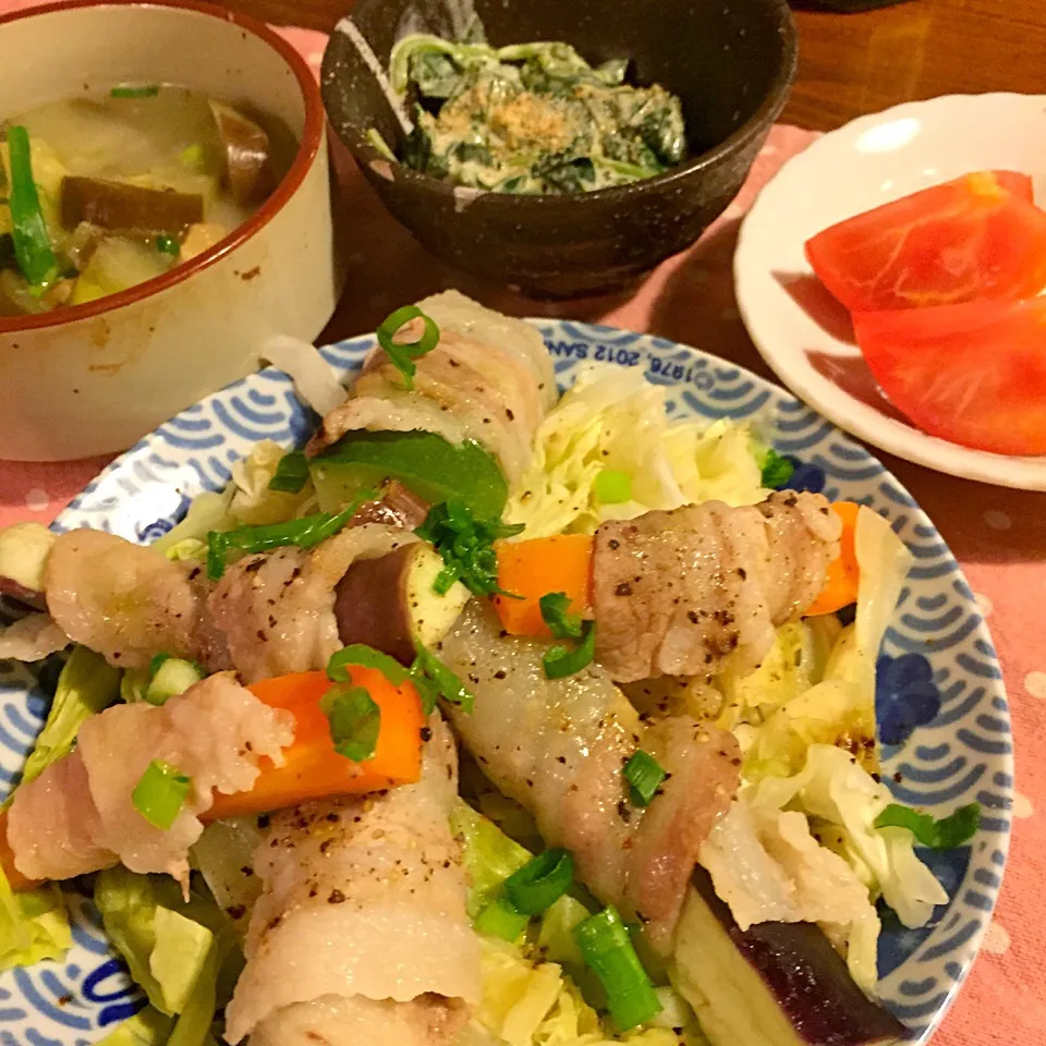 Snapdishの料理写真:「家庭料理まさき」のお母さんごはんの中から、   夏野菜のチンする肉巻き|mari miyabeさん