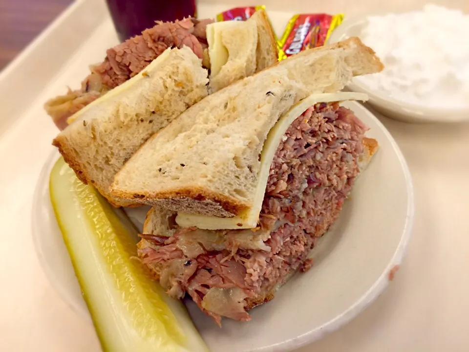 Went to Shapiro's Deli for a little Roast beef on rye. It could have used a little more meat. 😋|Diana Sherfeyさん