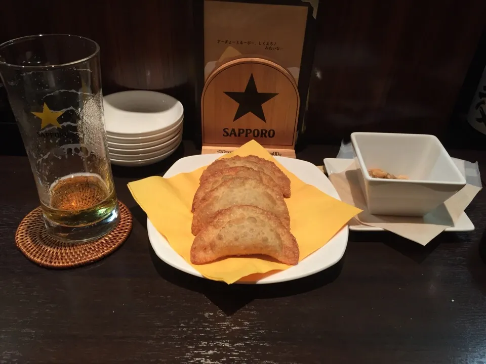 Snapdishの料理写真:ど〜んと揚げ餃子|Tarou  Masayukiさん