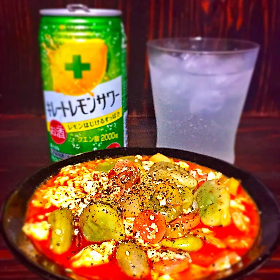 Snapdishの料理写真:今宵の一酒一肴『キレートレモンサワー』と『空豆豆腐豆板醤炒め』|ち〜おんさん