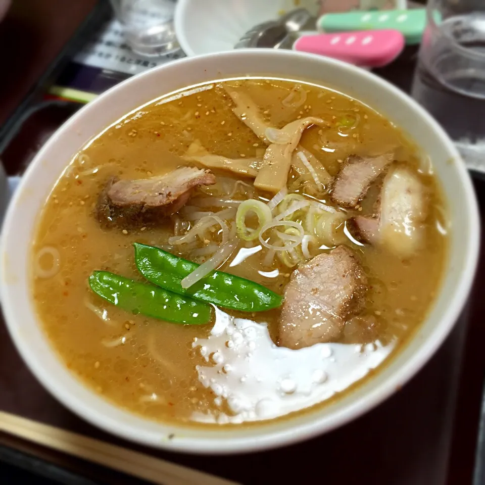 Snapdishの料理写真:みそラーメン|もちゆみさん