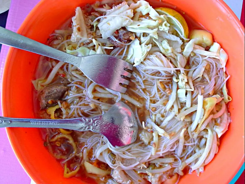 Beef & Intestine Soup Bee Hoon|FooDin'sさん