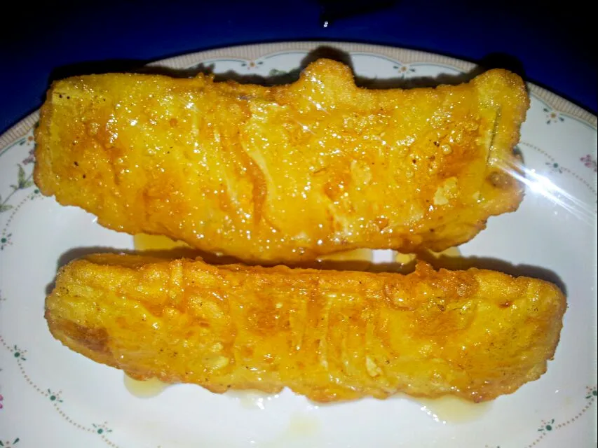 Pineapple Fritters with Honey|FooDin'sさん