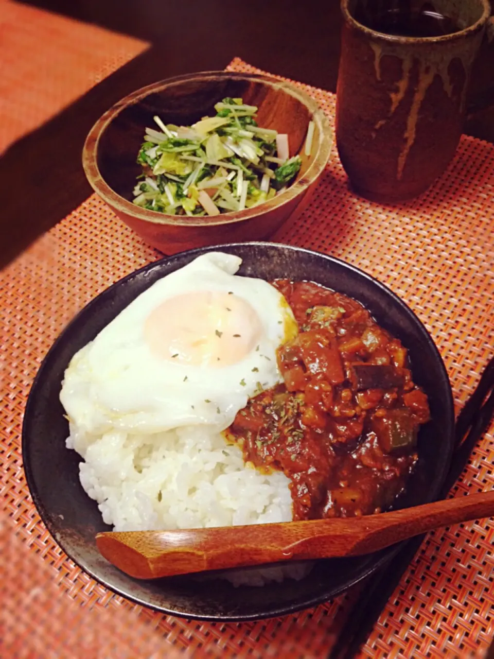 野菜たっぷりカレーと水菜のサラダ✳︎2015.7.5朝ごはん✳︎|omitsuさん