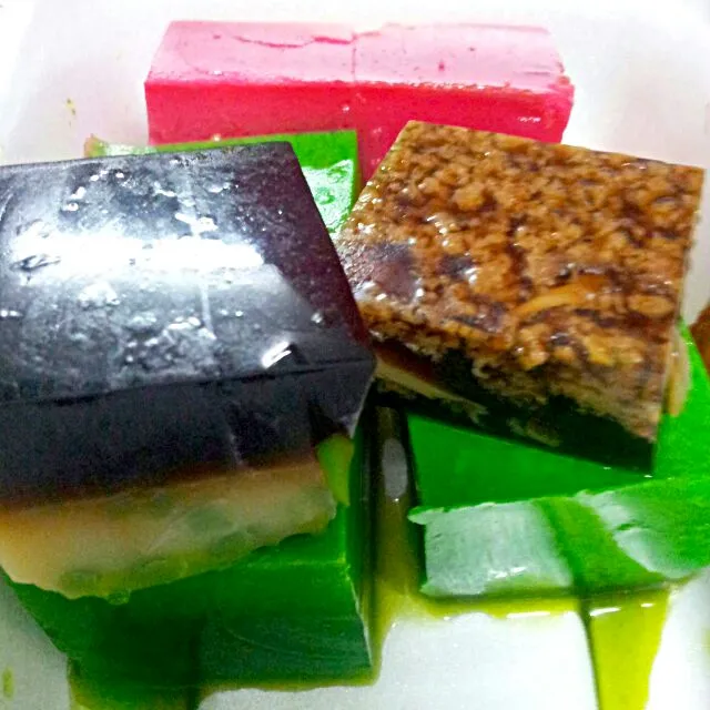 Snapdishの料理写真:Assorted Agar-Agar (Jellies)|FooDin'sさん