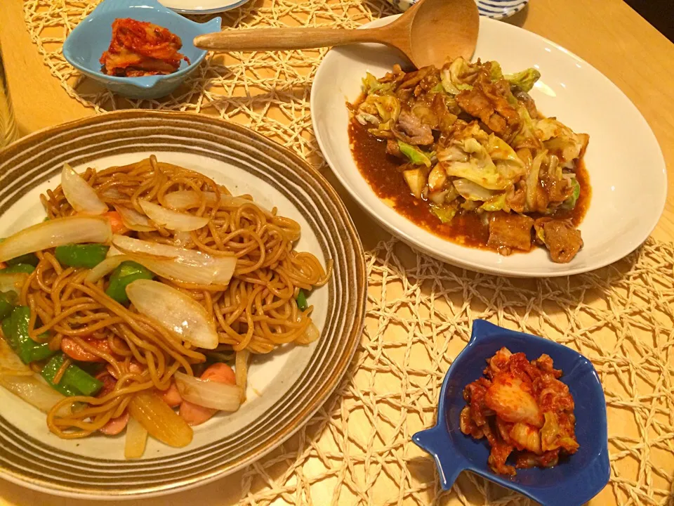 焼きそばとキャベツと豚肉の味噌炒め|ぴっぱーさん